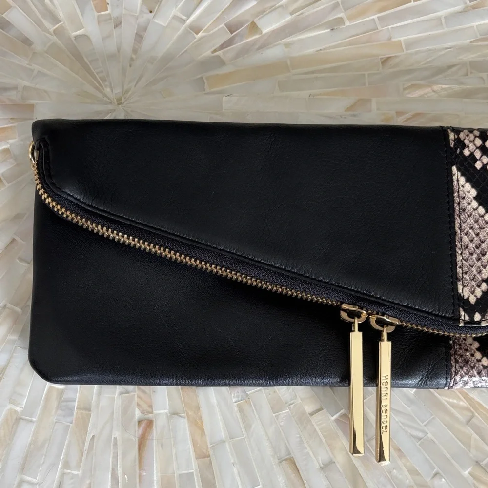 Henri Bendel Clutch/Bag